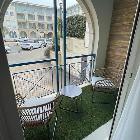 Le Bel Iris - Acces Direct Plage Apartment Chatelaillon-Plage Bagian luar foto
