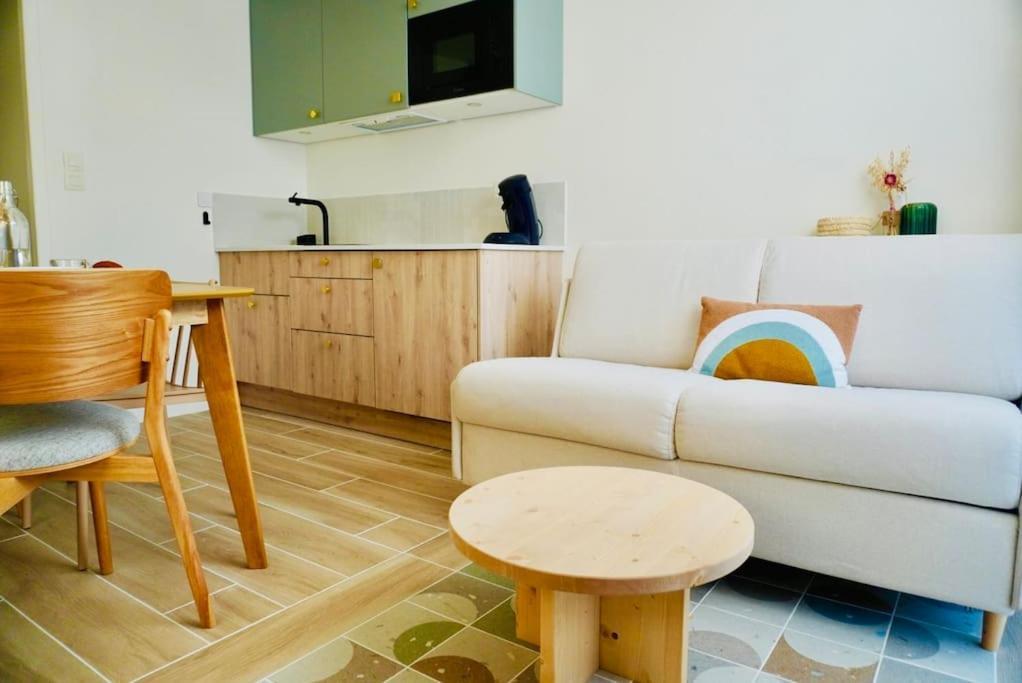 Le Bel Iris - Acces Direct Plage Apartment Chatelaillon-Plage Bagian luar foto
